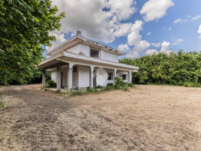 Villa in vendita a Bassano Romano VT