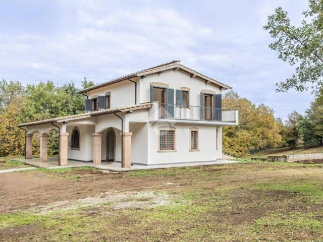 Villa in vendita a Bassano Romano VT