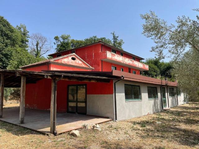 Villa in vendita a Bassiano LT