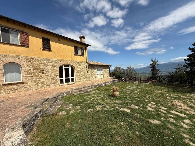 Villa in vendita a Bevagna PG