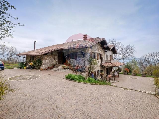 Villa in vendita a Bedulita