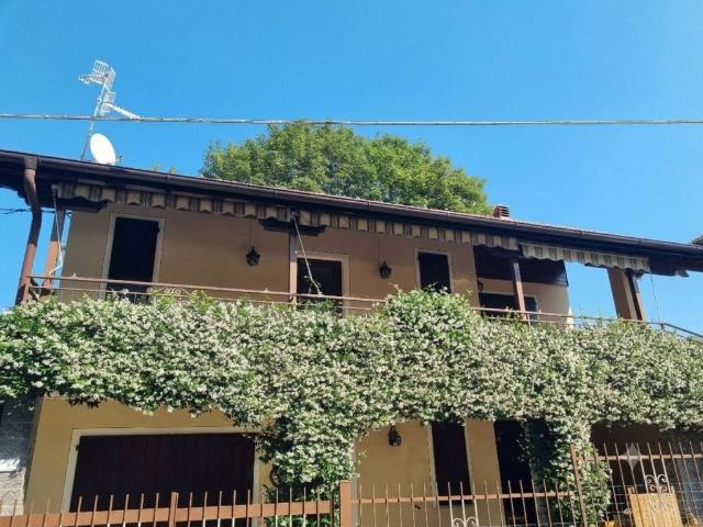 Villa in vendita a Bee VB