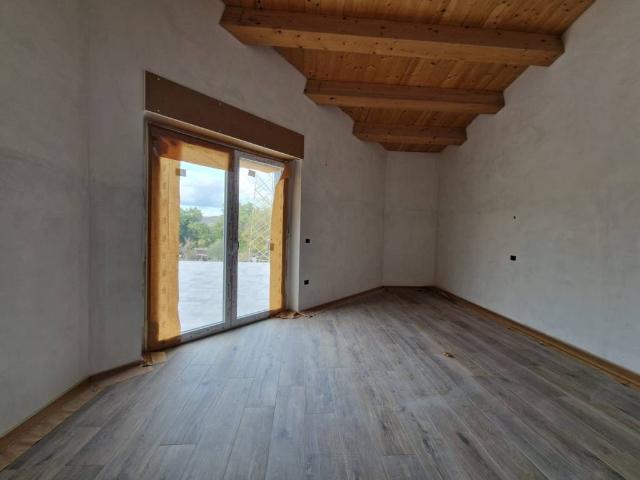 Villa in vendita a Belforte del Chienti MC