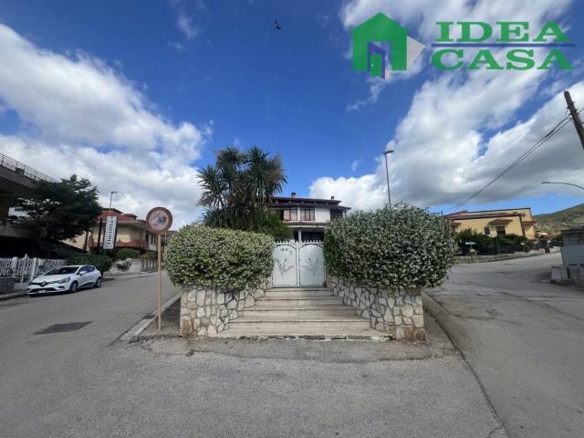 Villa in vendita a Bellona CE