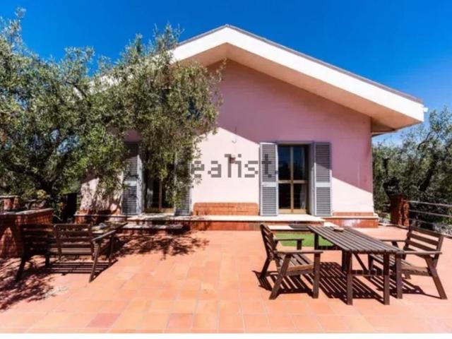 Villa in vendita a Belpasso CT