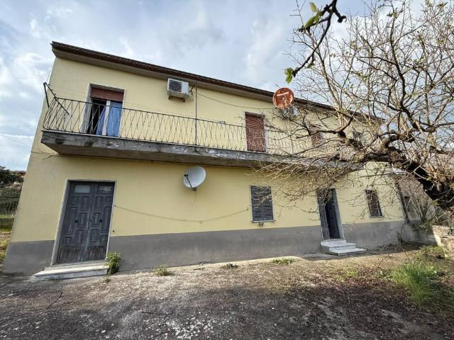 Villa in vendita a Benevento BN