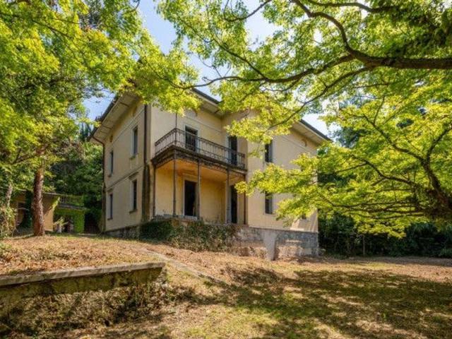 Villa in vendita a Bergamo