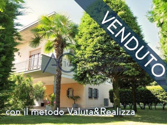 Villa in vendita a Bergamo BG