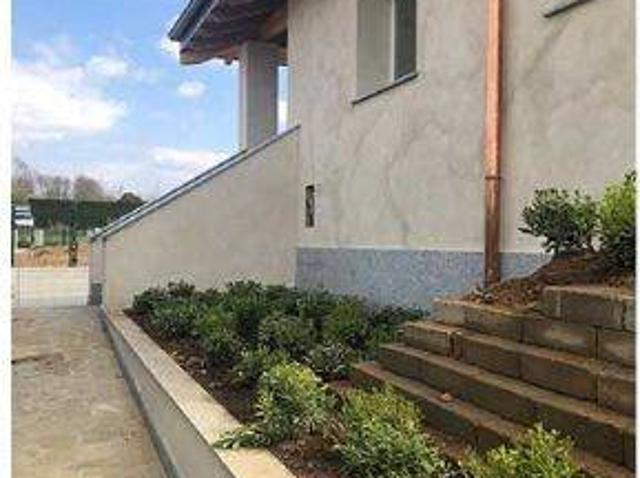 Villa in vendita a Bernareggio MB