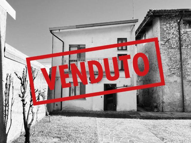 Villa in vendita a Bertiolo UD
