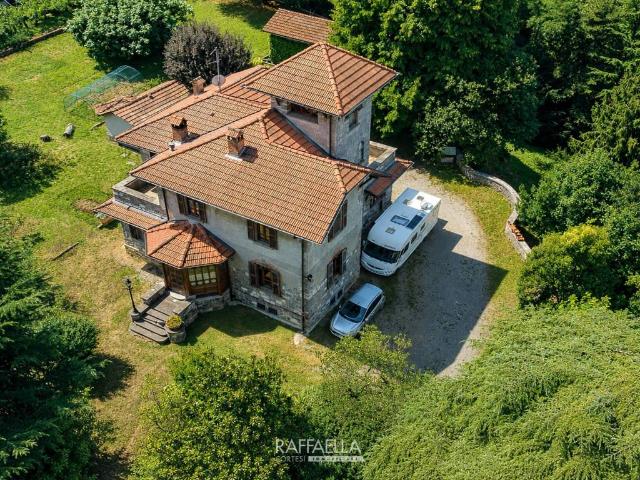 Villa in vendita a Berzo San Fermo BG
