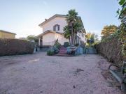 Villa in vendita a Besana in Brianza MB