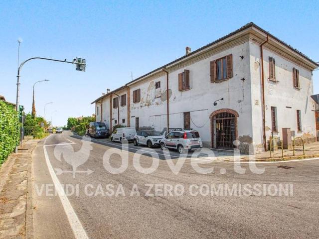 Villa in vendita a Besate MI