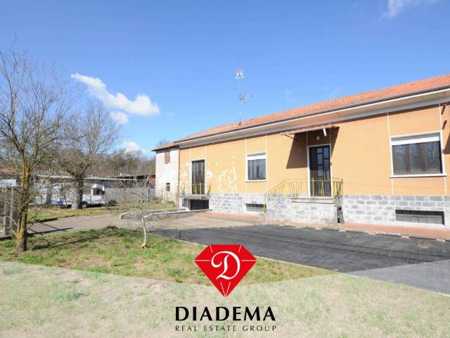 Villa in vendita a Besnate VA