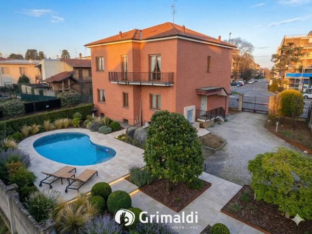 Villa in vendita a Biassono MB