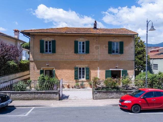 Villa in vendita a Bientina PI