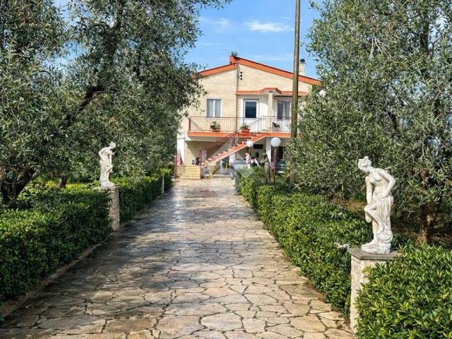 Villa in vendita a Bisceglie BT