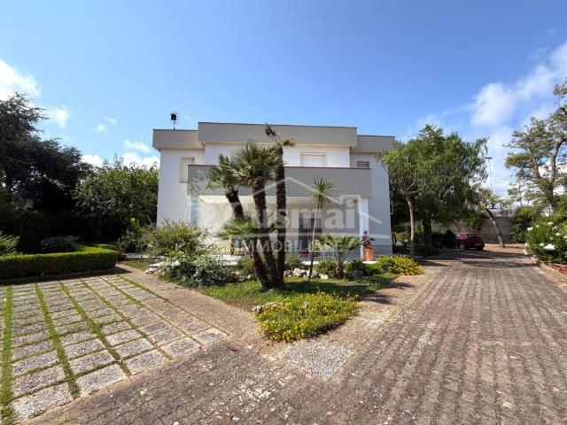 Villa in vendita a Bisceglie BT