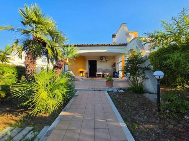 Villa in vendita a Bisceglie BT