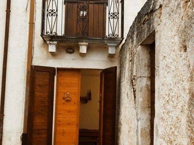 Villa in vendita a Bisegna AQ