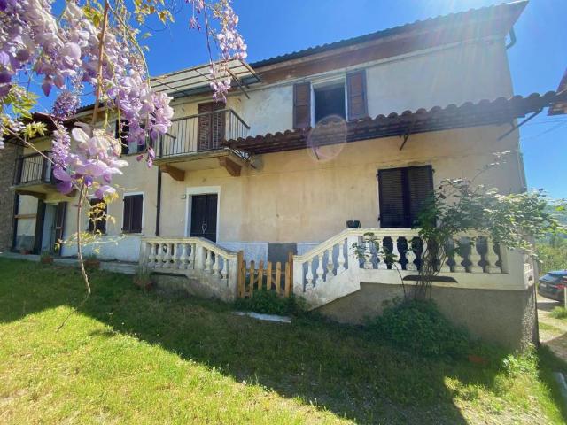 Villa in vendita a Bistagno AL