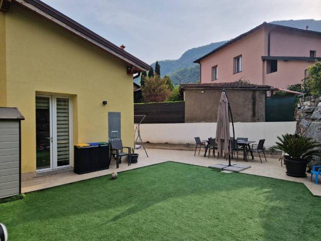 Villa in vendita a Bisuschio VA