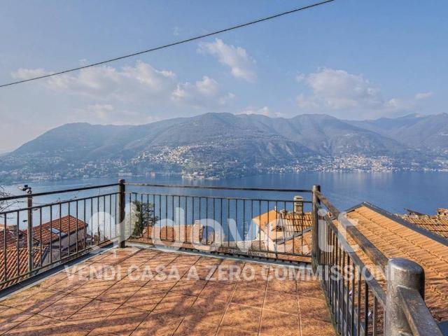 Villa in vendita a Blevio CO