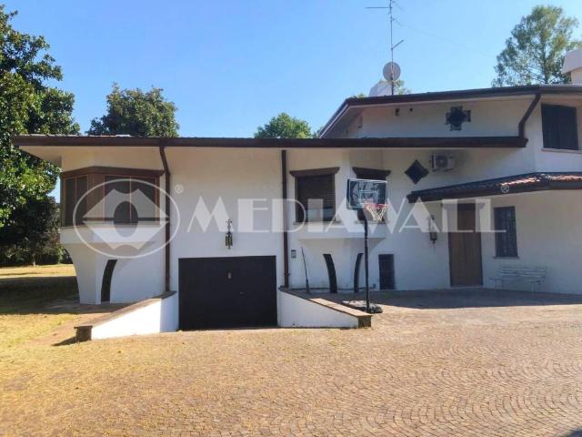 Villa in vendita a Brugnera PN