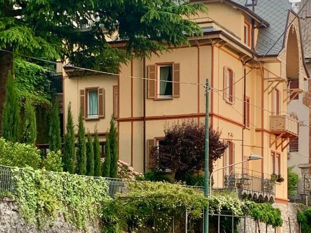 Villa in vendita a Brunate CO