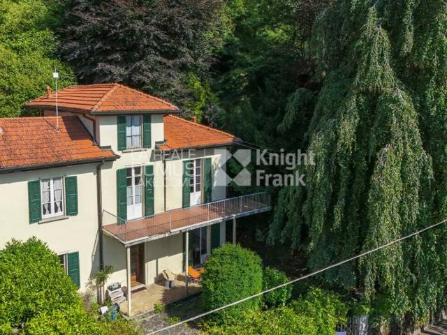Villa in vendita a Brunate CO