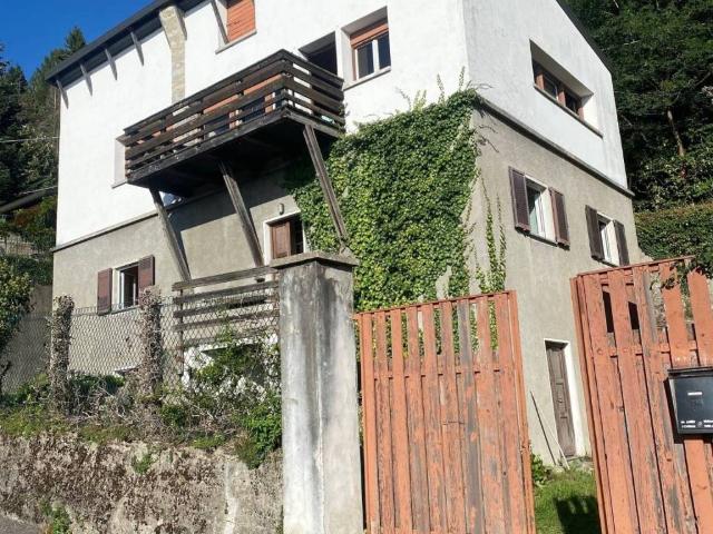 Villa in vendita a Brunate CO