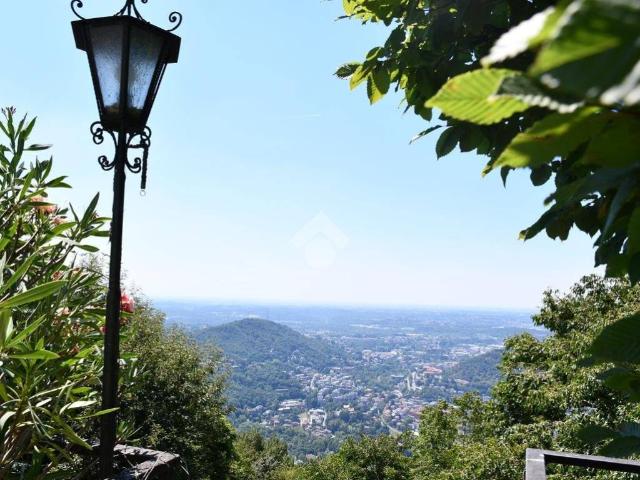 Villa in vendita a Brunate CO
