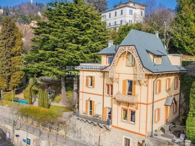 Villa in vendita a Brunate CO