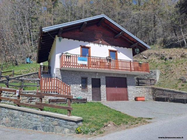 Villa in vendita a Brusson AO