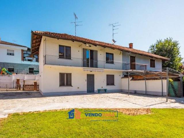 Villa in vendita a Bra