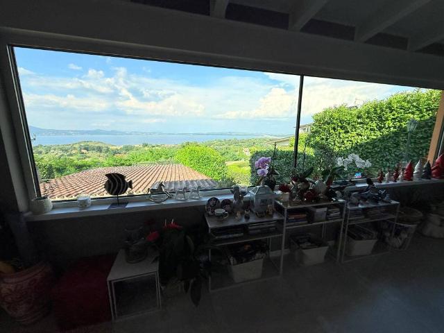 Villa in vendita a Bracciano RM