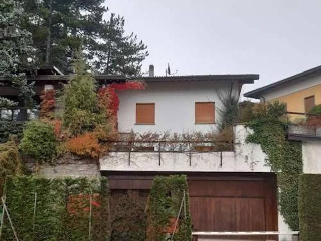 Villa in vendita a Brallo di Pregola PV
