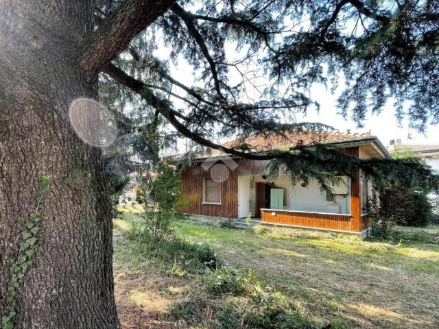 Villa in vendita a Bregnano CO