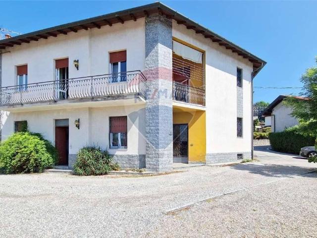Villa in vendita a Bardello con Malgesso e Bregano