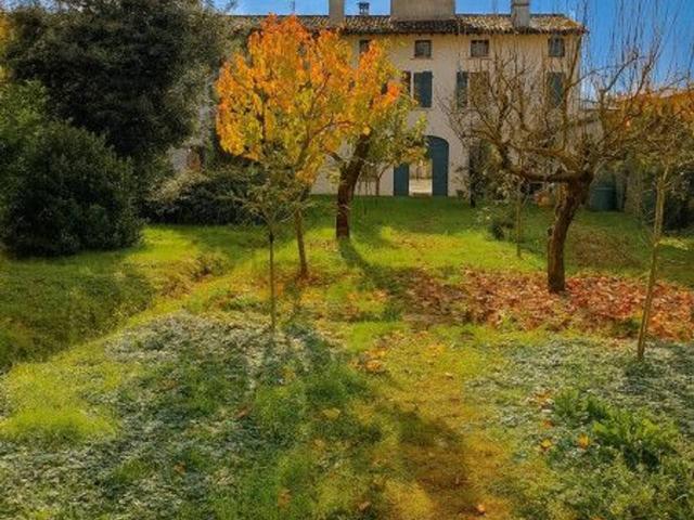 Villa in vendita a Brescia