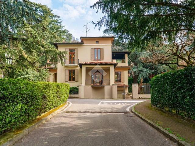 Villa in vendita a Brescia