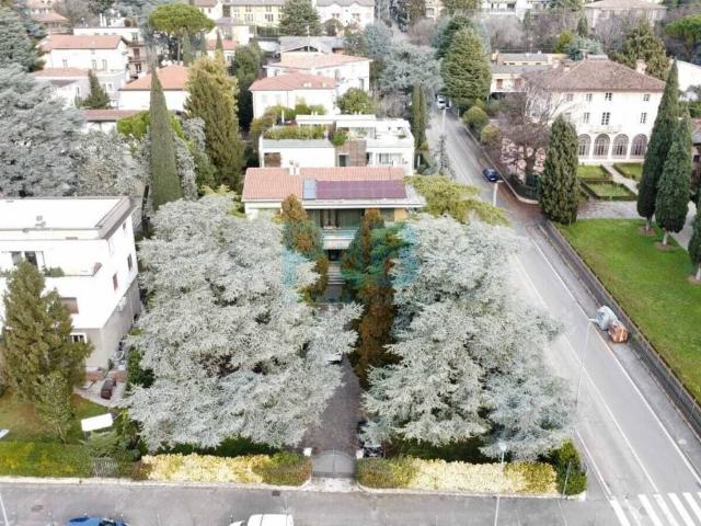 Villa in vendita a Brescia BS