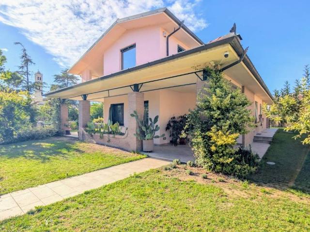 Villa in vendita a Bressana Bottarone PV
