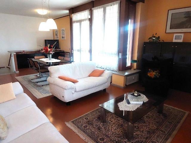Villa in vendita a Briga Novarese NO