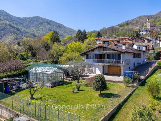 Villa in vendita a Brissago Valtravaglia VA