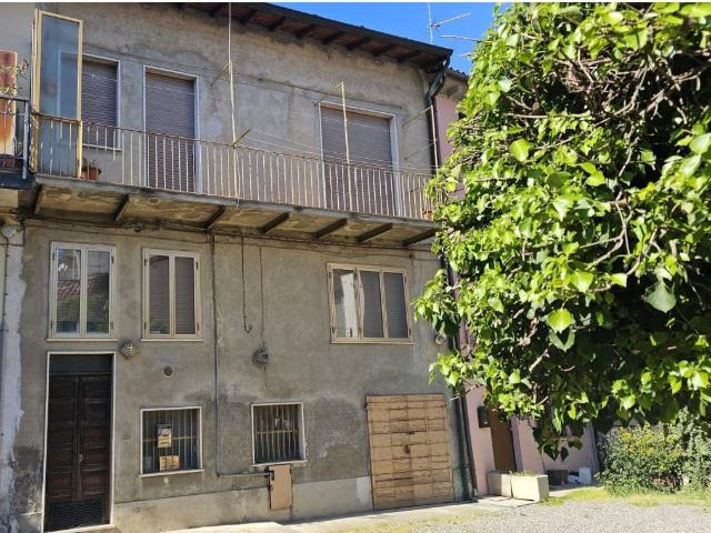 Villa in vendita a Broni PV