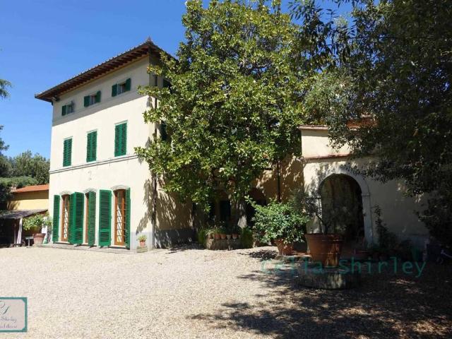 Villa in vendita a Bucine AR