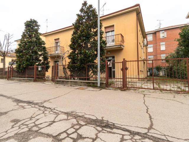 Villa in vendita a Budrio BO