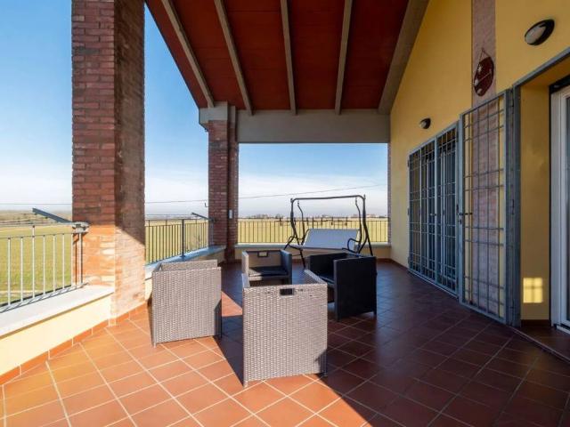 Villa in vendita a Budrio BO
