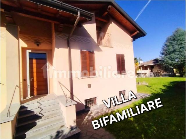 Villa in vendita a Buguggiate VA